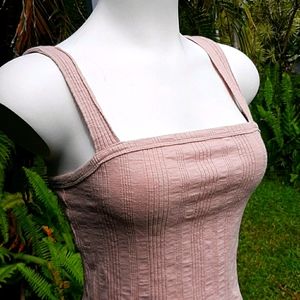 American Eagle + crop top + pink + sz Small+ sexy